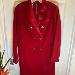 Anne Klein Classic Tailored Red Long Sleeve Dress, size 2